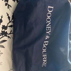 Dooney & bourke purse